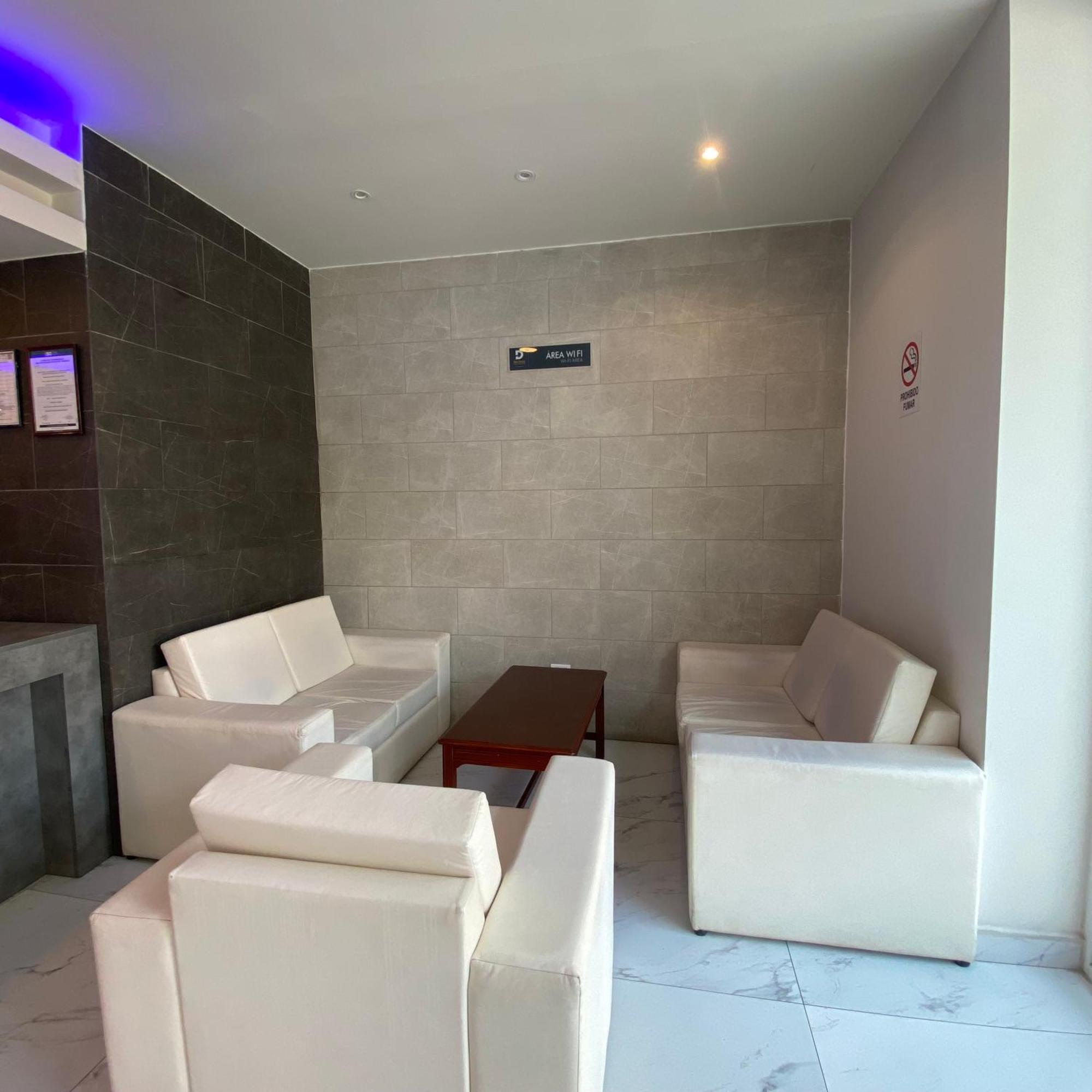 Delfines Collection Hotel By Mercure Santa Cruz de La Sierra Exterior photo